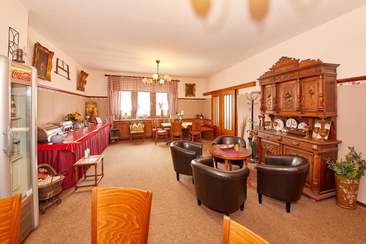 Hotel Zum Dicken Baum Mayen Εξωτερικό φωτογραφία